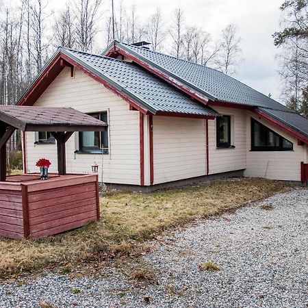 Cottage Kesaeranta Kumia Exteriér fotografie