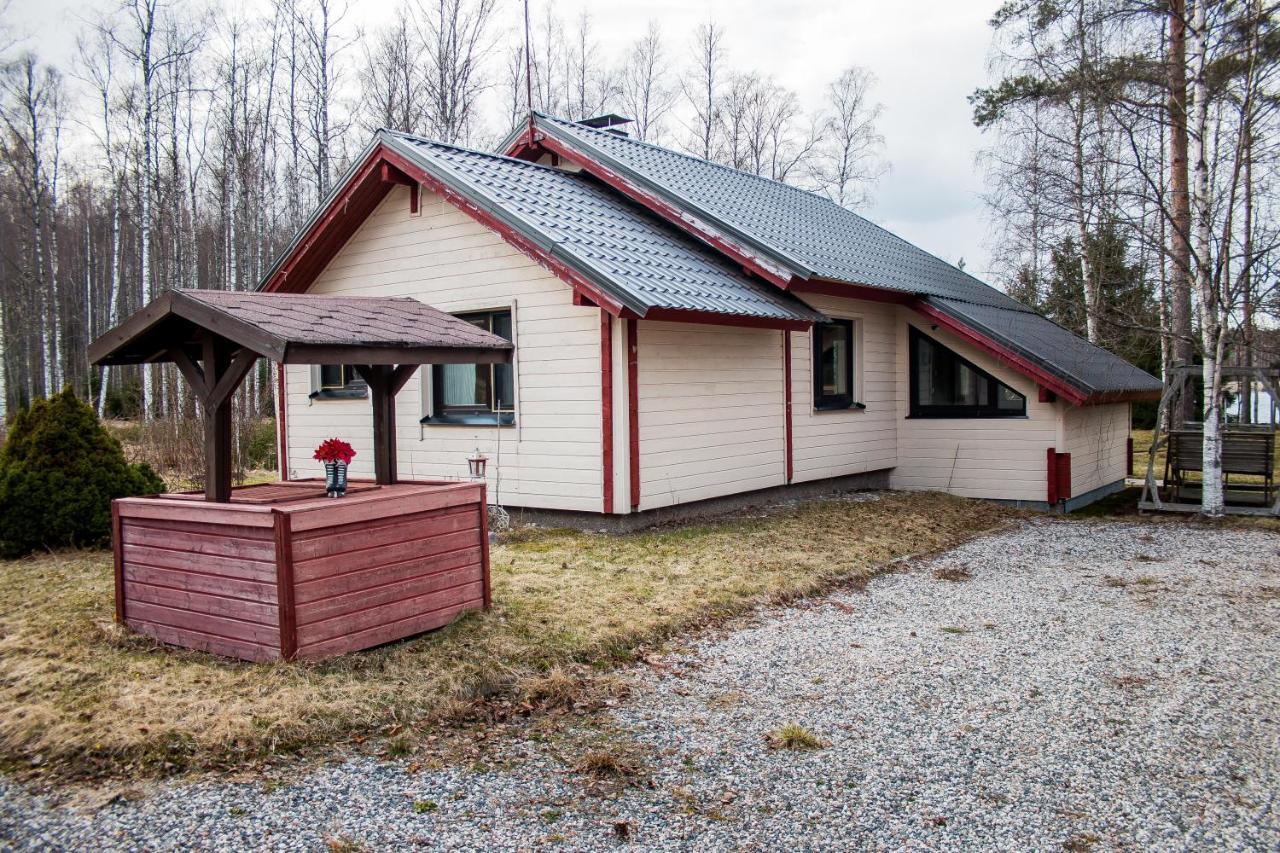 Cottage Kesaeranta Kumia Exteriér fotografie